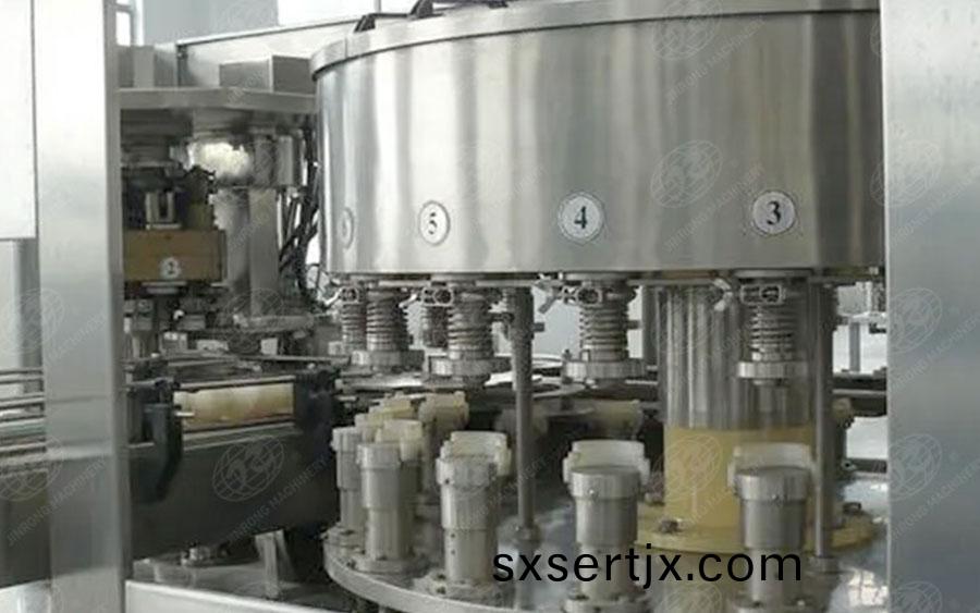 易拉鑵灌裝機(ji)