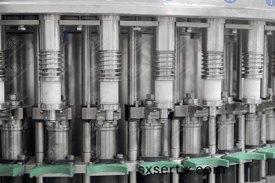 水灌裝(zhuang)機械